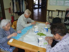 2019　カエルの貼り絵