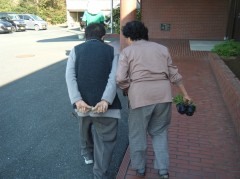 花苗植え　2018　③