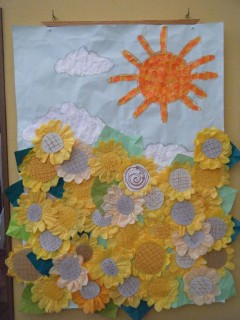 ひまわりと太陽