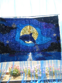 夜の海　イルカ