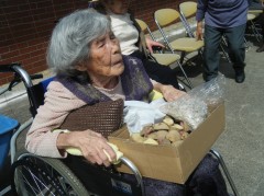 じゃがいも植えるぞ　④